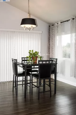 Photo #5: 41051958 Listing