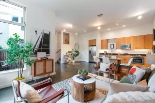 Photo #1: 41052031 Listing