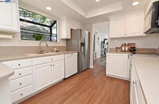 Photo #6: 41052046 Listing