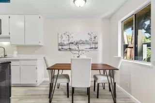 Photo #3: 41052099 Listing 