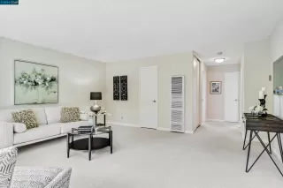 Photo #5: 41052099 Listing 