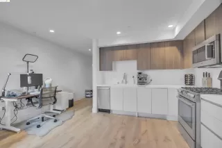 Photo #4: 41052135 Listing