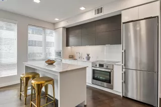 Photo #2: 41052143 Listing