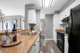 Photo #5: 41052245 Listing