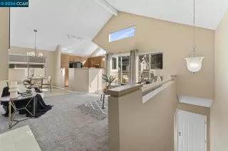 Photo #3: 41052260 Listing