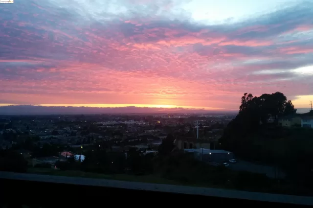 MLS: 41052277 Condo For Sale