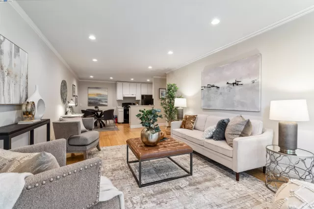 MLS: 41052289 Condo For Sale