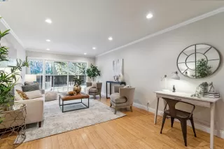 Photo #1: 41052289 Listing