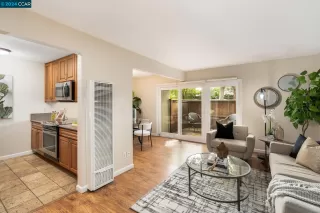 Photo #3: 41052331 Listing