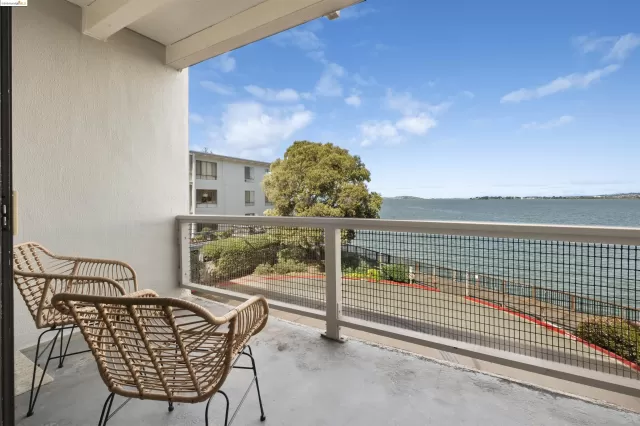 MLS: 41052439 Condo For Sale