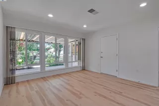 Photo #6: 41052471 Listing 