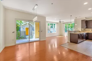 Photo #4: 41052541 Listing