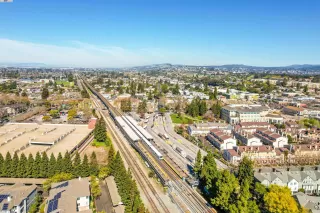 Photo #4: 41052548 Listing