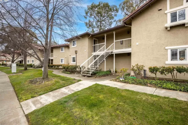 MLS: 41052639 Condo For Sale