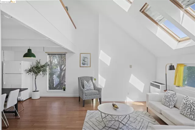 MLS: 41052644 Condo For Sale