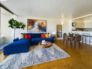 Photo #5: 41052649 Listing