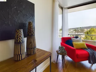 Photo #6: 41052649 Listing