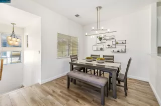 Photo #5: 41052650 Listing 