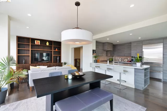 MLS: 41052760 Condo For Sale