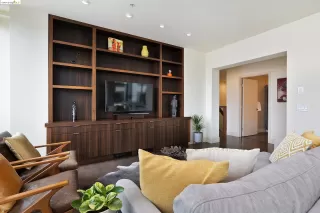 Photo #2: 41052760 Listing 