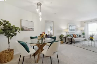 Photo #6: 41052805 Listing