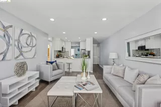 Photo #5: 41052826 Listing 