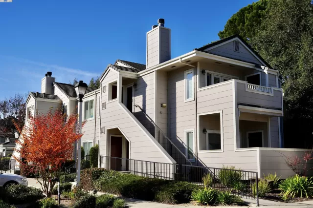 MLS: 41052829 Condo For Sale