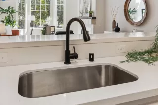 Photo #5: 41052951 Listing