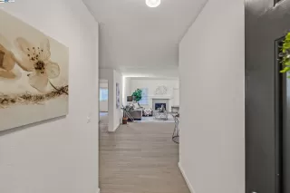 Photo #5: 41052964 Listing