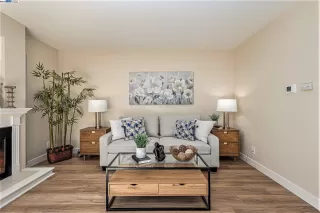 Photo #3: 41052977 Listing 