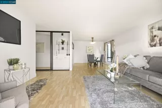 Photo #2: 41053021 Listing