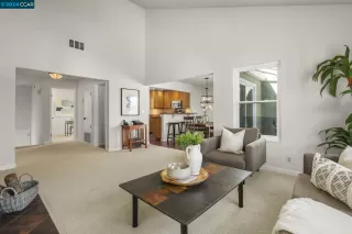 Photo #2: 41053025 Listing 