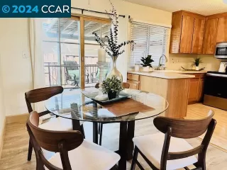 Photo #2: 41053170 Listing