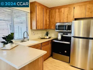 Photo #4: 41053170 Listing