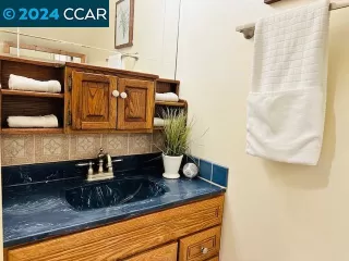 Photo #6: 41053170 Listing