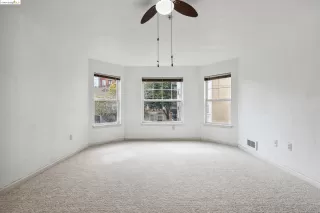 Photo #5: 41053198 Listing