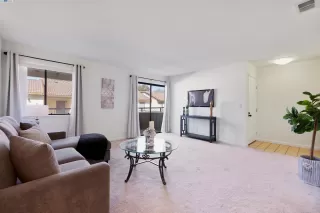 Photo #3: 41053209 Listing 