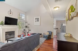 Photo #5: 41053235 Listing