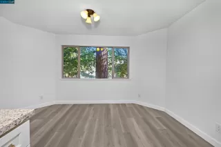 Photo #4: 41053275 Listing