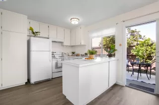 Photo #5: 41053315 Listing 