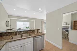 Photo #6: 41053322 Listing 