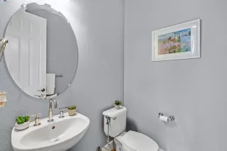 Photo #5: 41053356 Listing