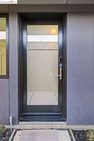 Photo #5: 41053391 Listing