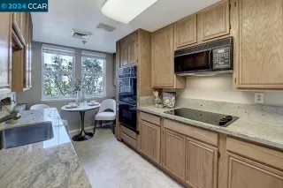 Photo #5: 41053468 Listing