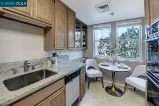 Photo #6: 41053468 Listing