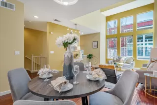 Photo #6: 41053502 Listing