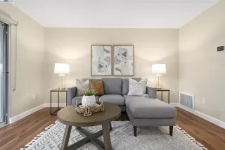 Photo #5: 41053505 Listing