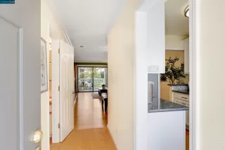 Photo #4: 41053509 Listing 