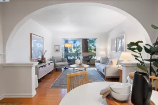 Photo #3: 41053515 Listing