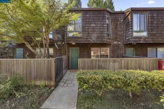 Click for more information on MLS # 41053518 : 2340 WESTCLIFFE LN More Details about MLS # 41053518 : 2340 WESTCLIFFE LN